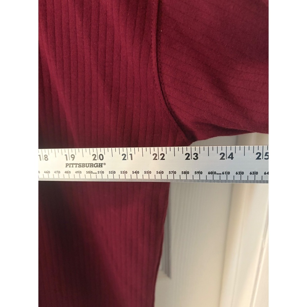 IZOD Men's Medium Burgundy Ribbed Mock Neck Long Sleeve Cotton Shirt - Picture 5 of 7